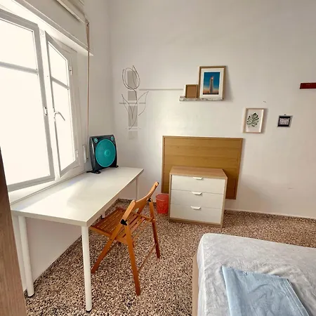 Rosa De Vientos: Estudios * 加的斯