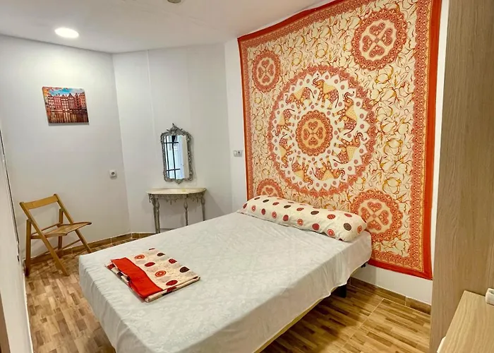 Rosa De Los Vientos: Estudios Lejlighed Cádiz